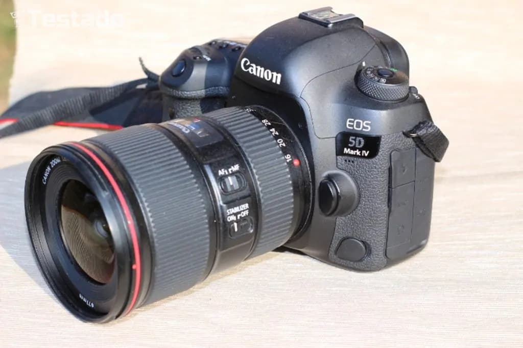 Canon EOS 5D Mark IV