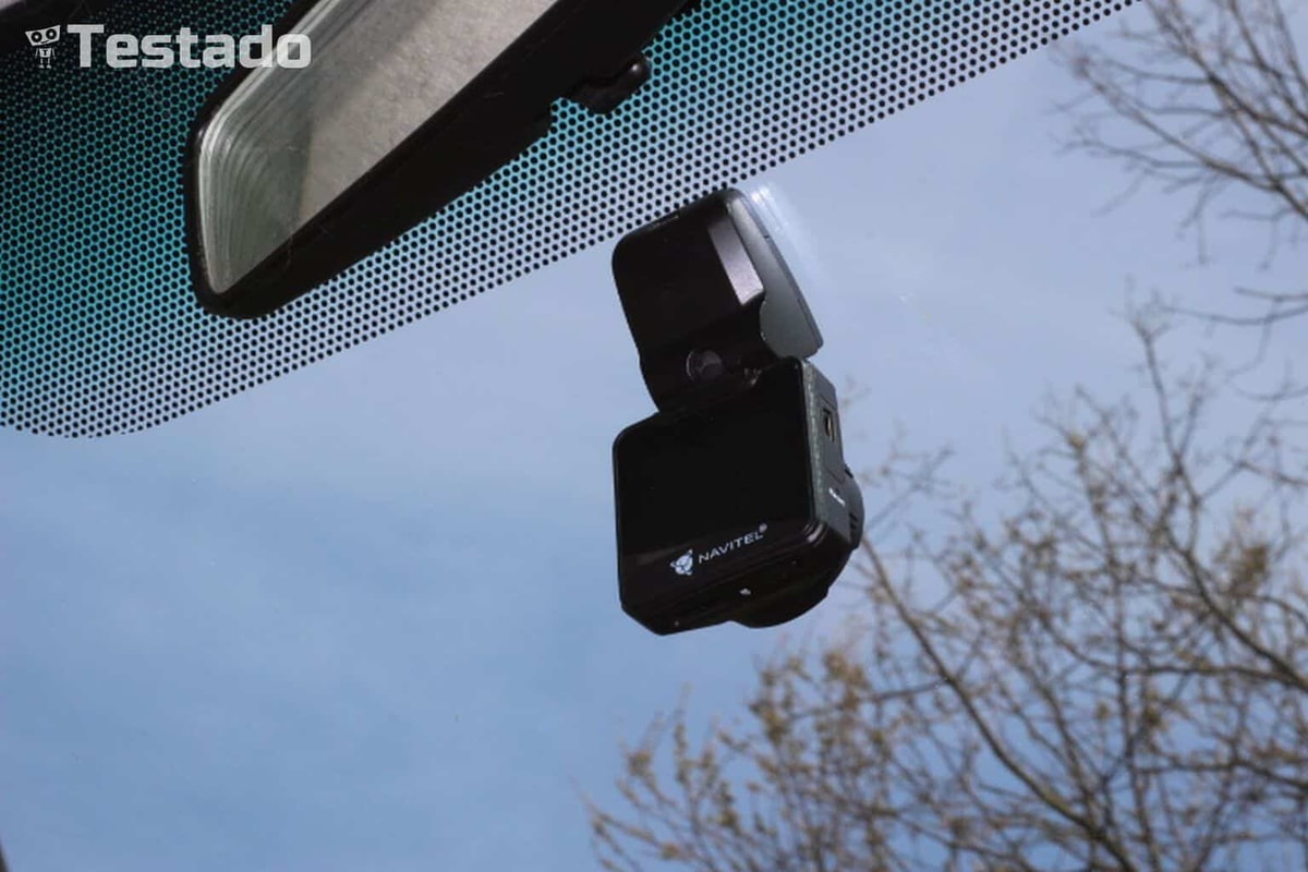 Recenze autokamery Navitel R600 Quad HD