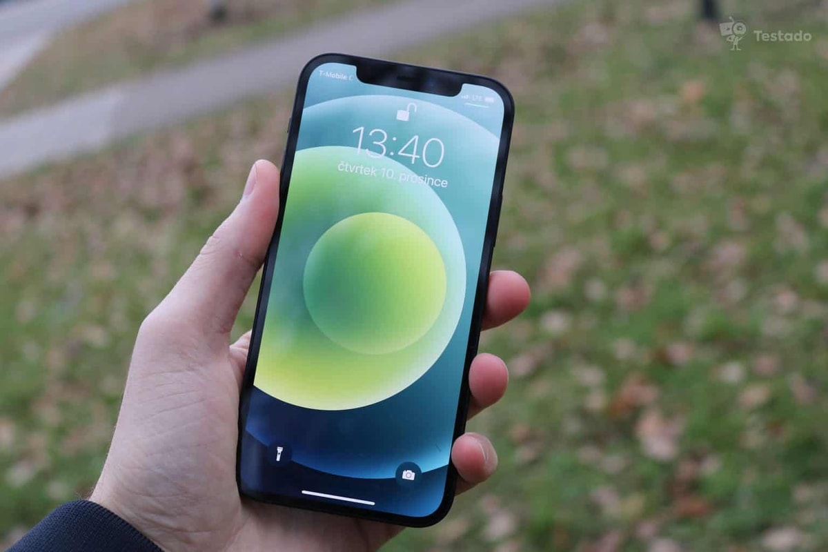 Recenze a test iPhone 12