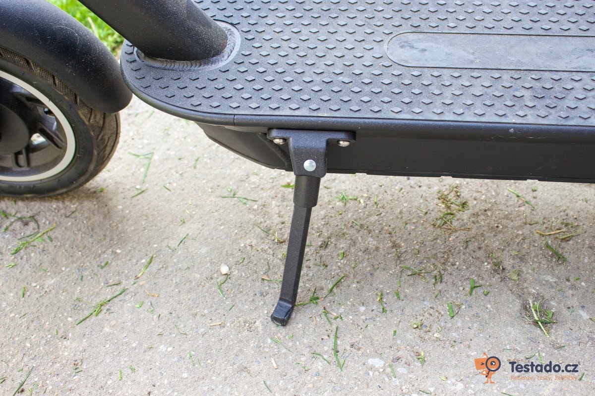 Stojánek recenze W-TEC Lambreto Max