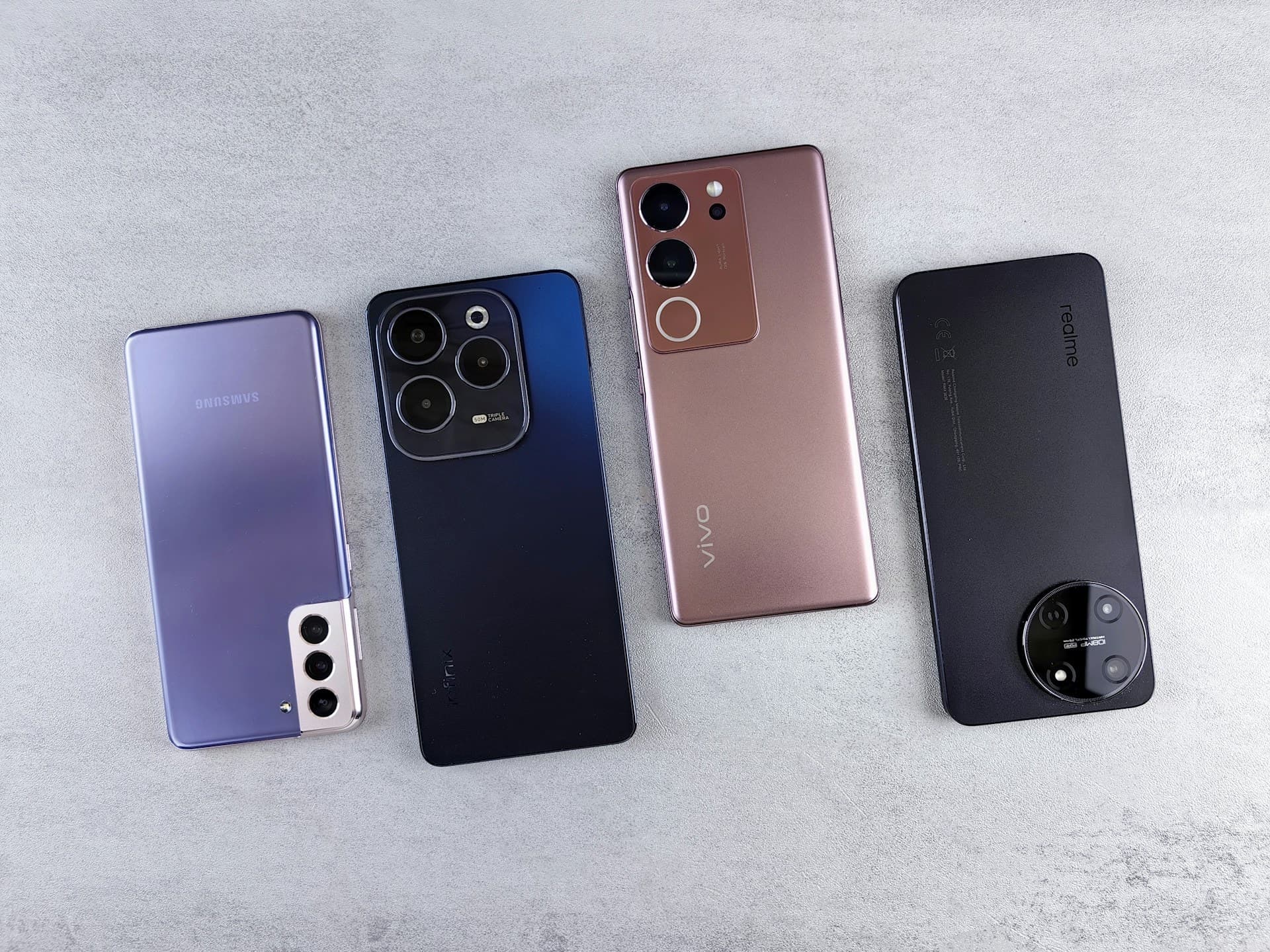 Porovnání nejlepších mobilů 2025. Jak vybrat telefon?