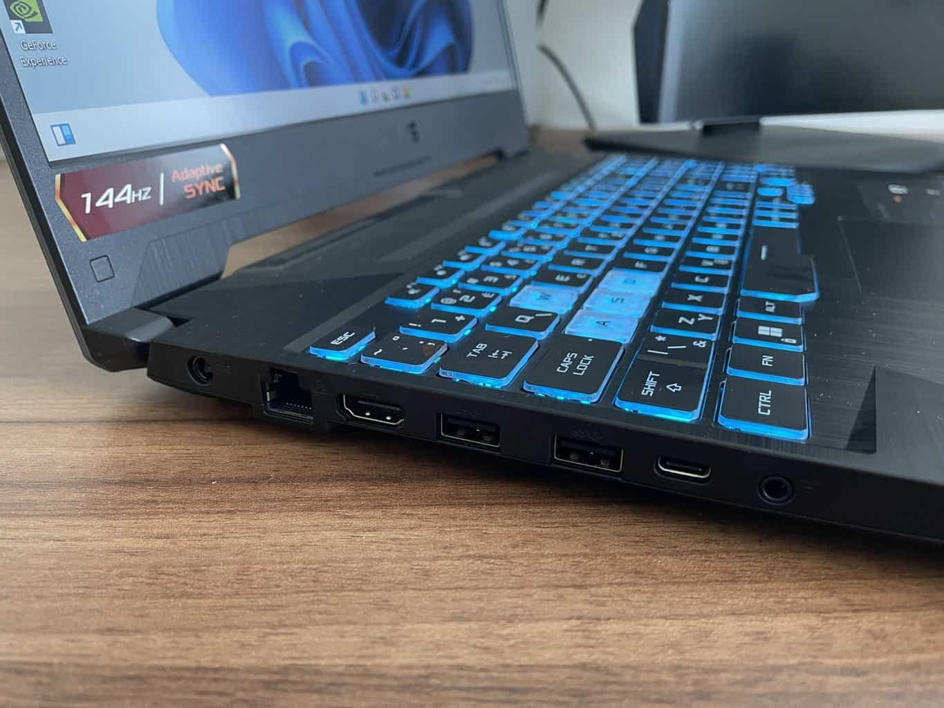 Asus TUF Gaming FX506HC-HN001 recenze notebooku
