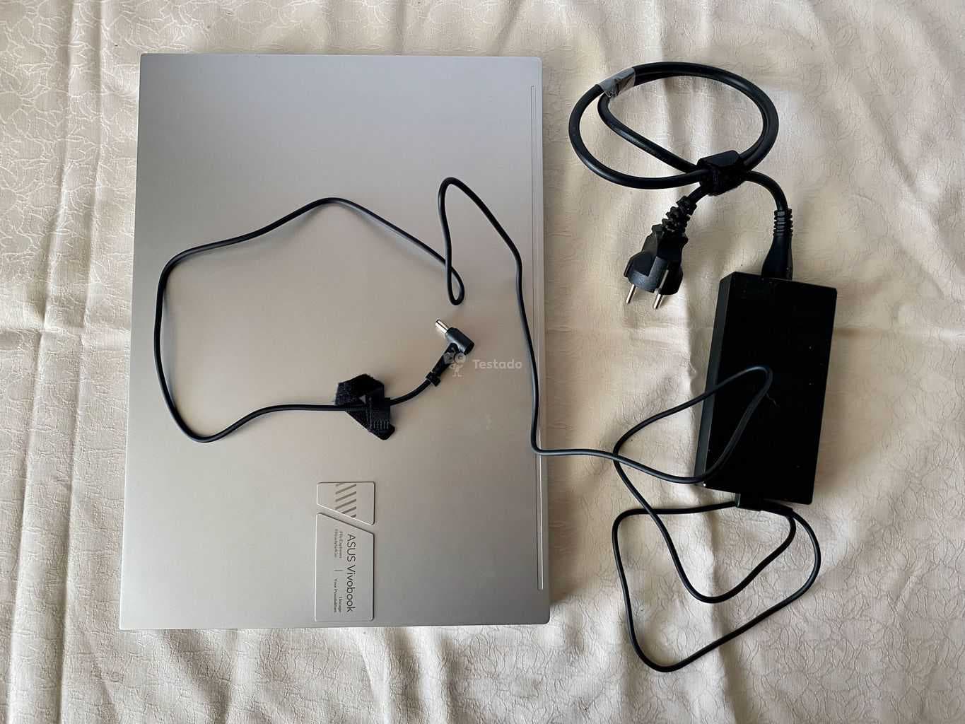 Vivobook Pro 16X OLED - základní balení, obsah