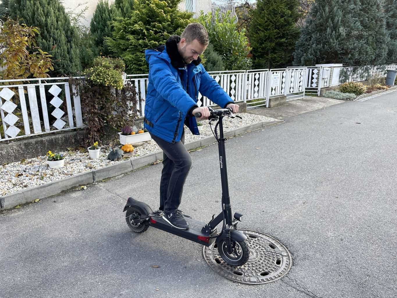 Eleglide D1 E-scooter - recenze elektrokoloběžky