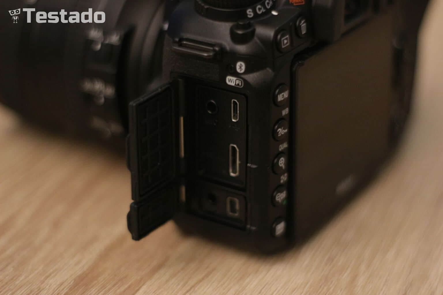 Nikon D7500
