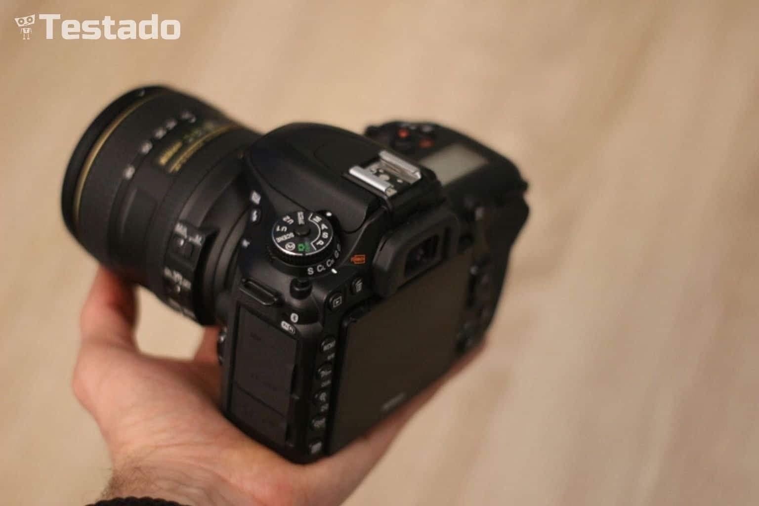 Nikon D7500