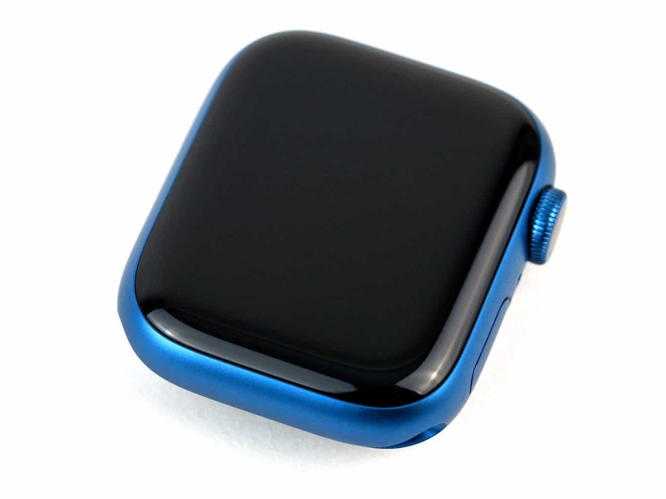 Displej a ovládání u Apple Watch 7