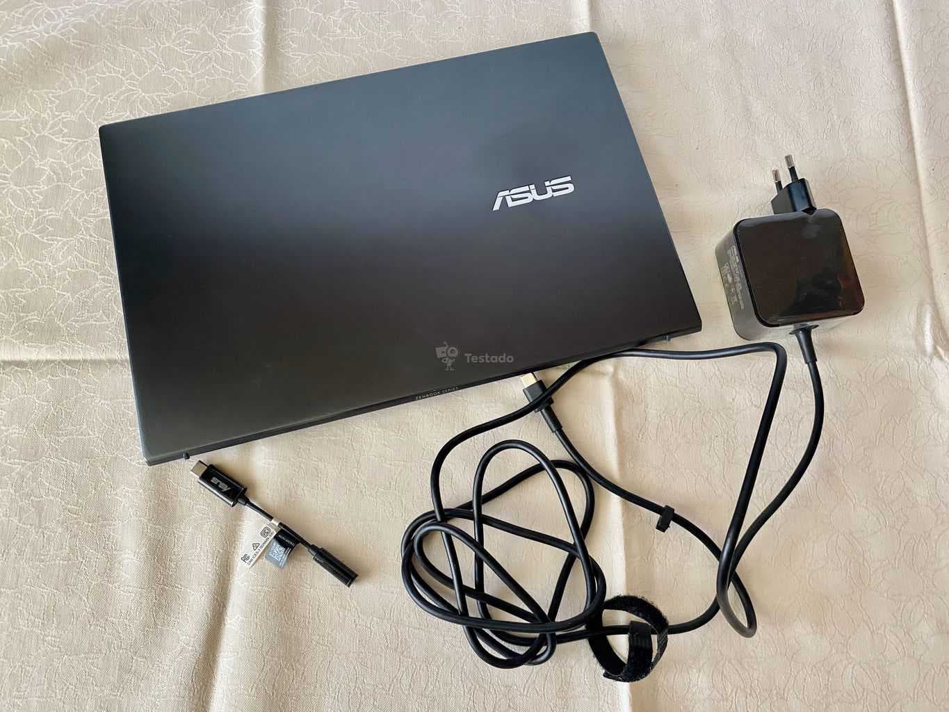 Obsah balení Asus ZenBook 13 OLED UX325