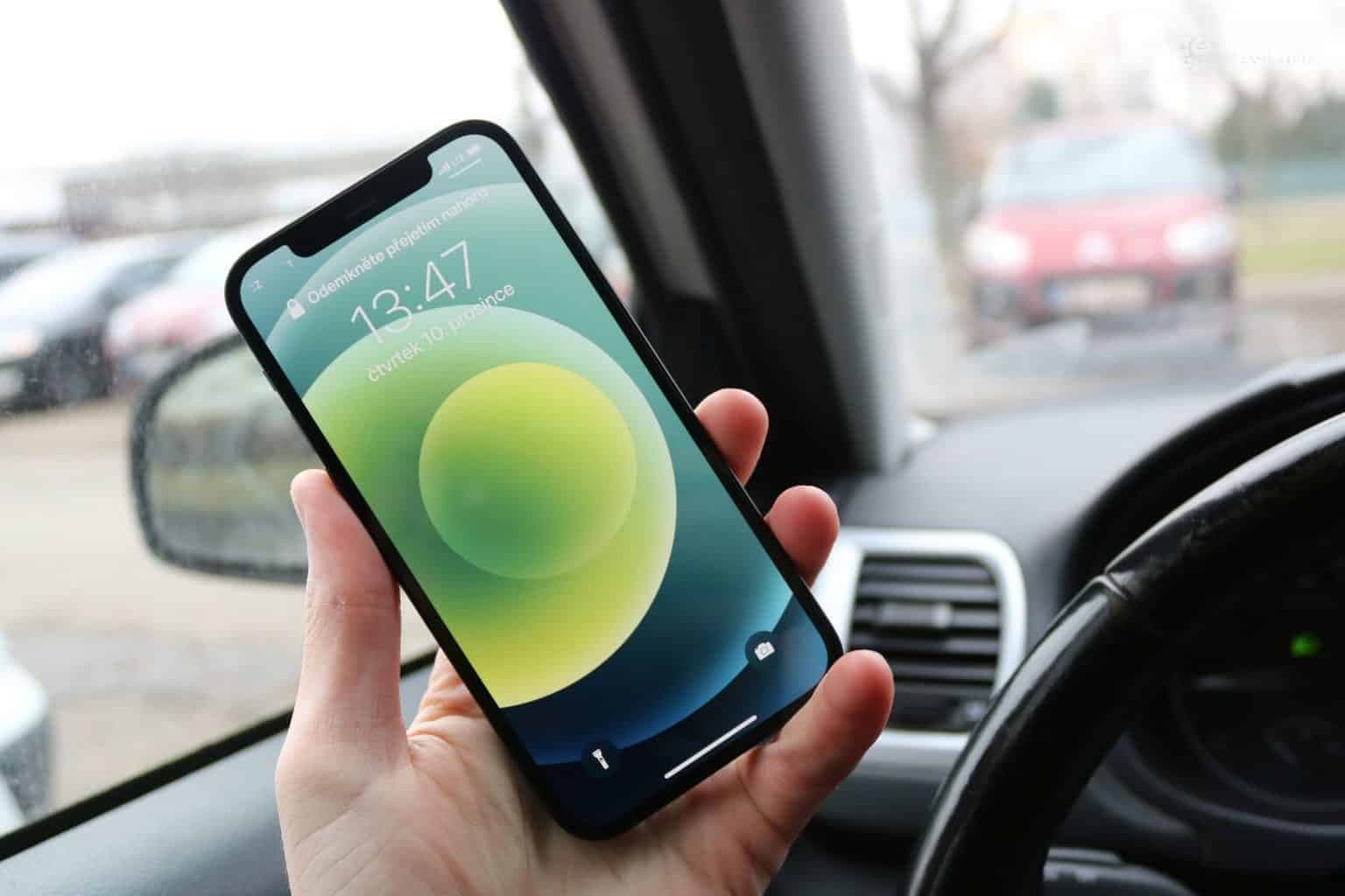 Recenze a test iPhone 12