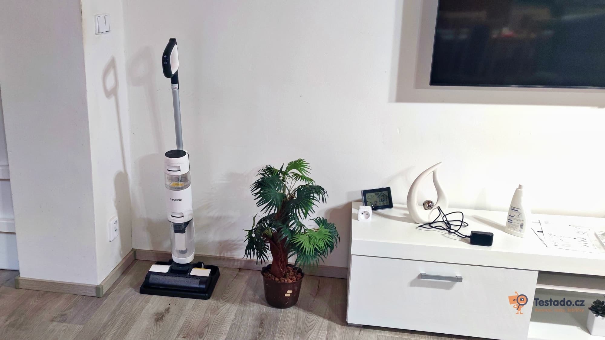 Tineco iFloor Breeze, čistič podlah, recenze